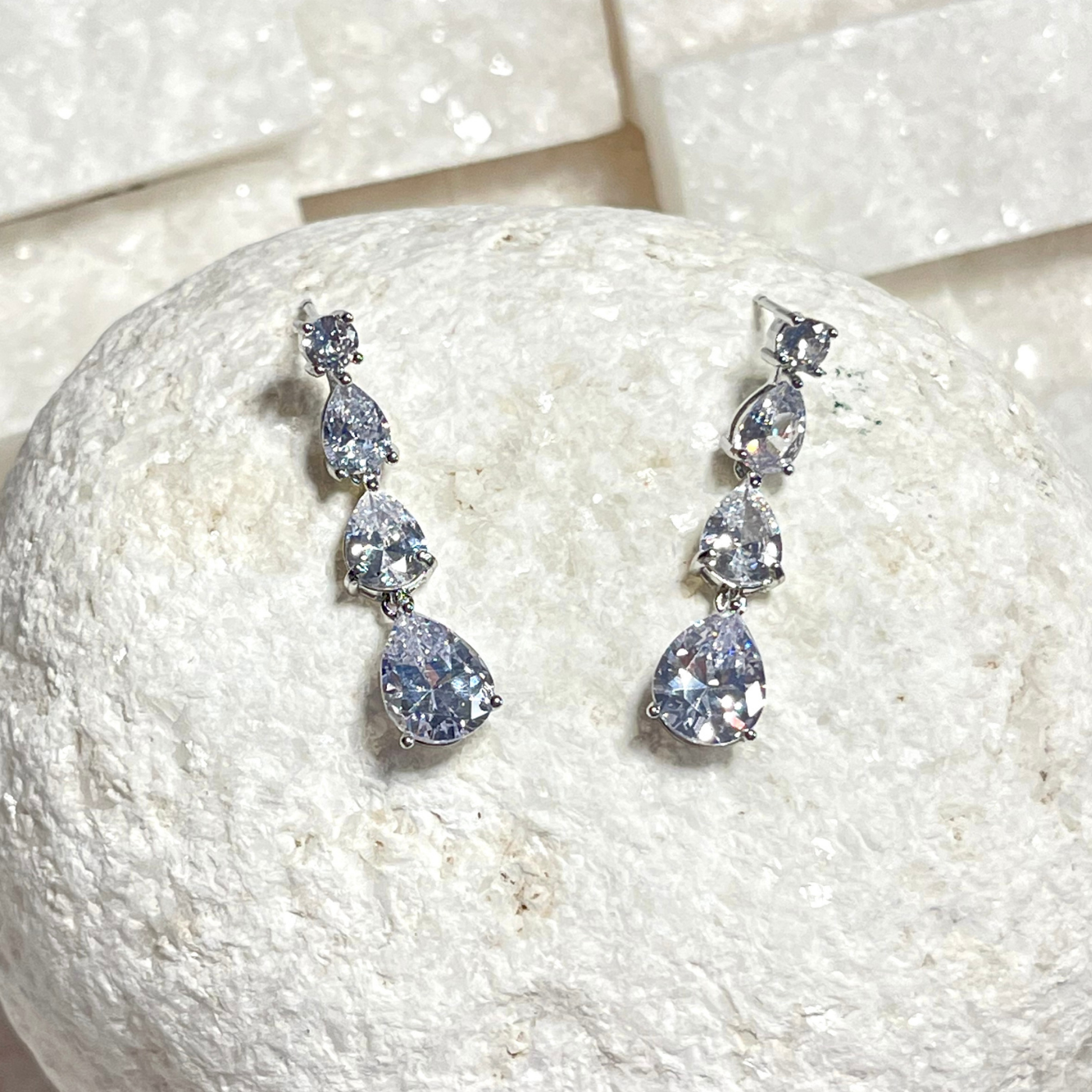 CRYSTAL EARRINGS 7