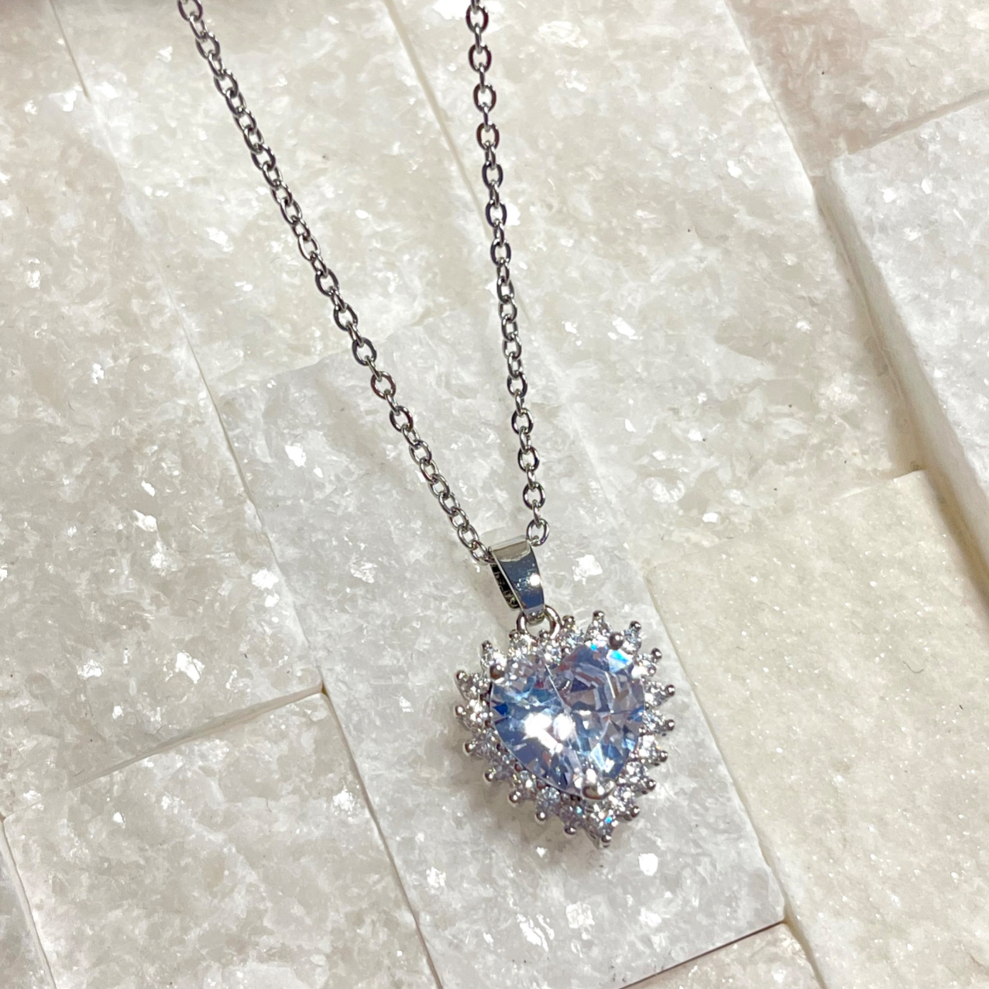 CRYSTAL NECKLACE 7