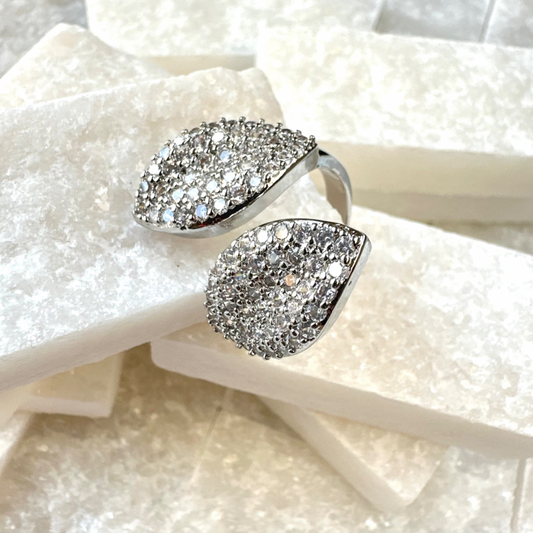 CRYSTAL RINGS 26