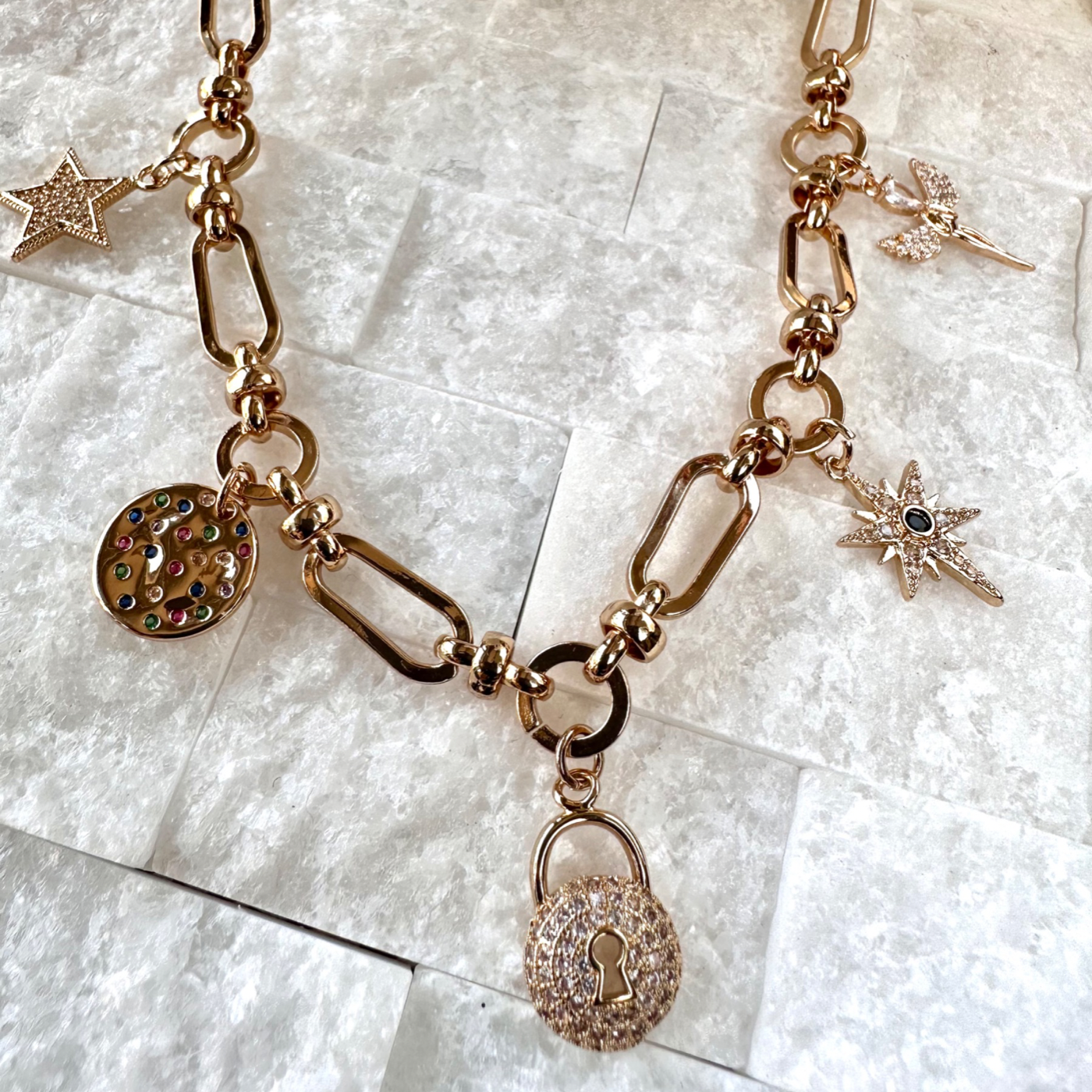 GOLDEN SPARKLE NECKLACE 13